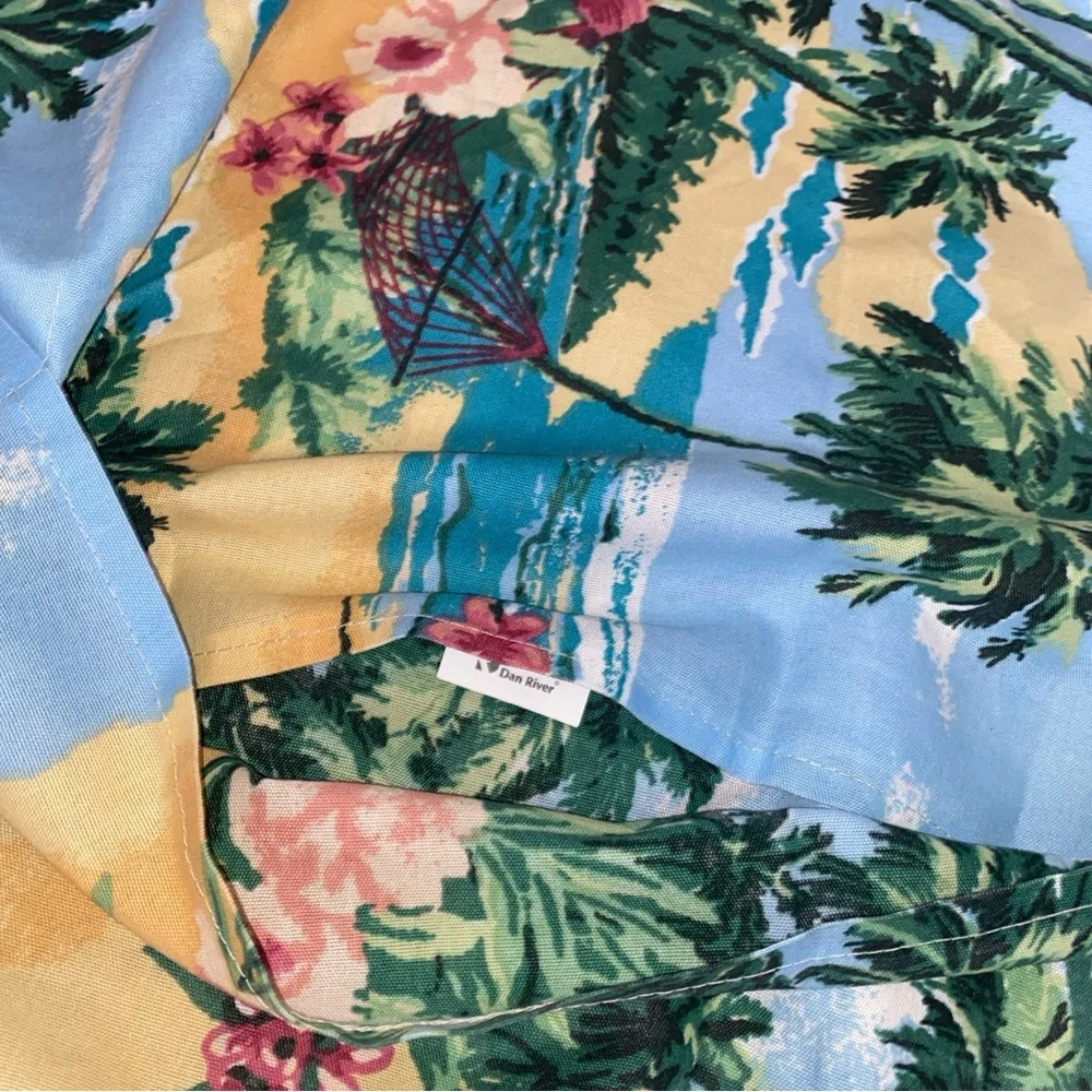 DAN RIVER Vintage Tropical Beach Palm Island‎ Floral STANDARD Pillow Shams Set 2